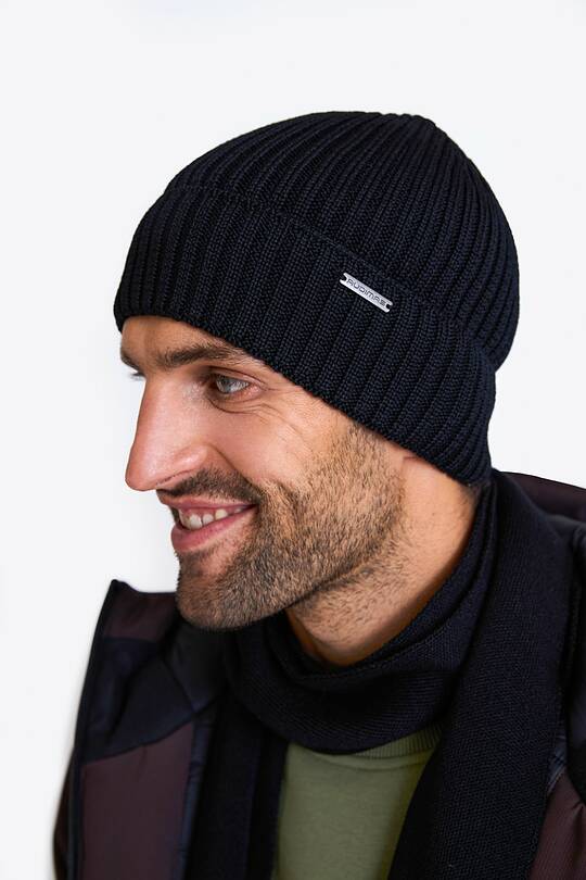 Knitted merino wool hat 1 | Audimas