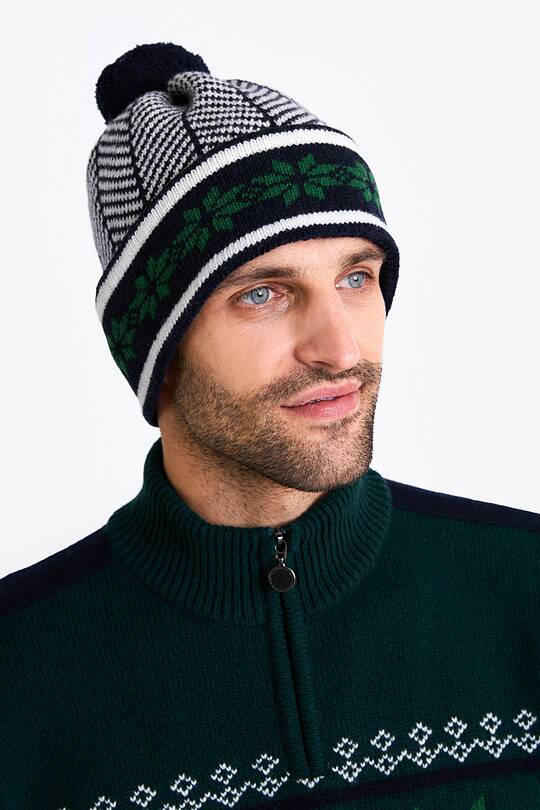 Knitted winter pattern wool hat 1 | Audimas